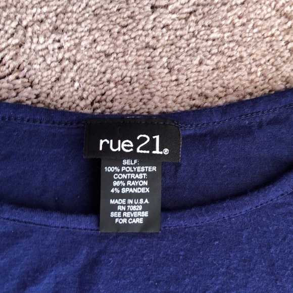 Rue21 Hi Lo Half Sleeve Shirt - Picture 3 of 4
